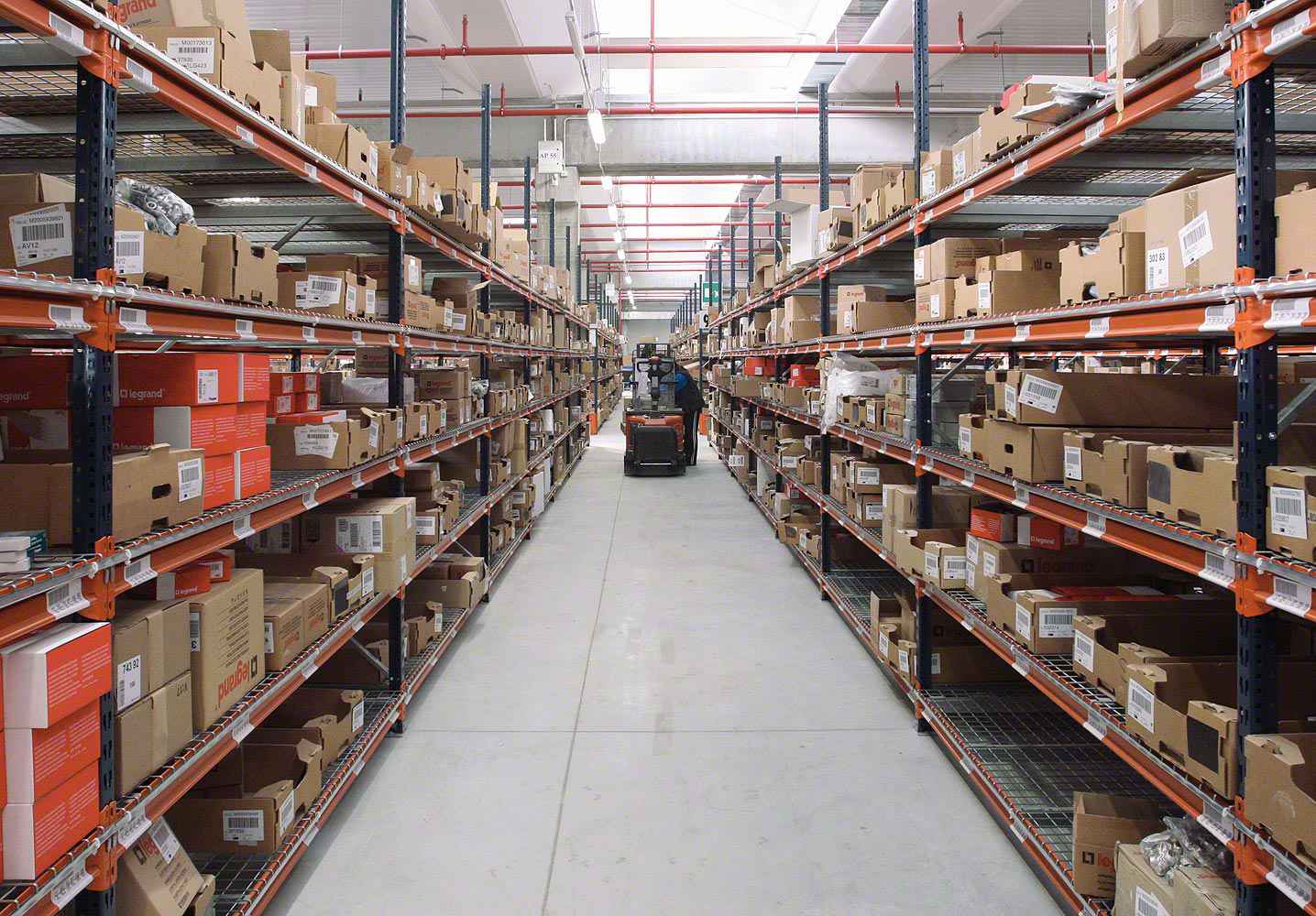 西安富贵线上健康产品销售有限公司智慧安全用电-仓库库房方案